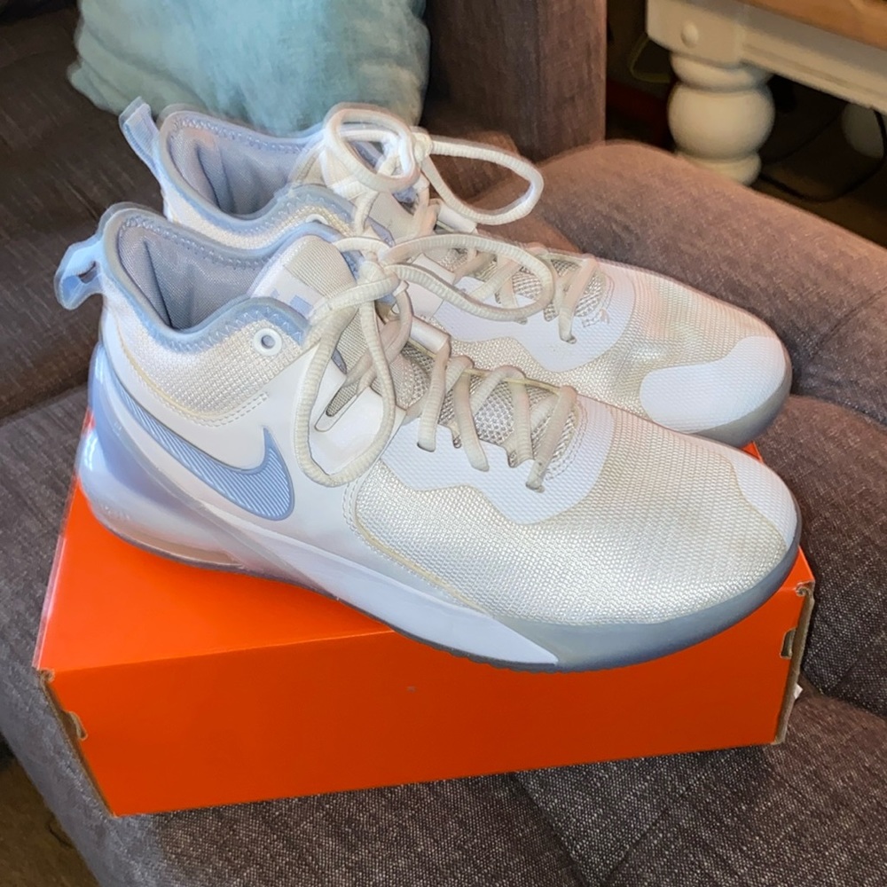 Nike Airmax Basketball shoes